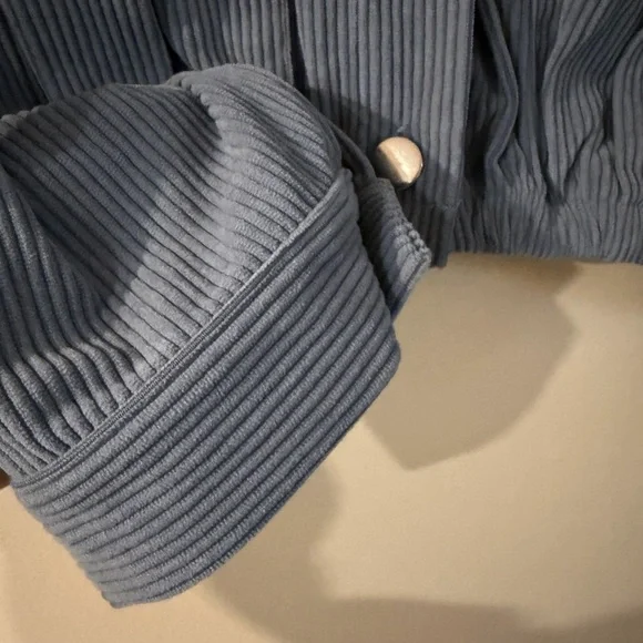 NWOT Halara Pocket Cropped Jacket - Picture 5 of 9